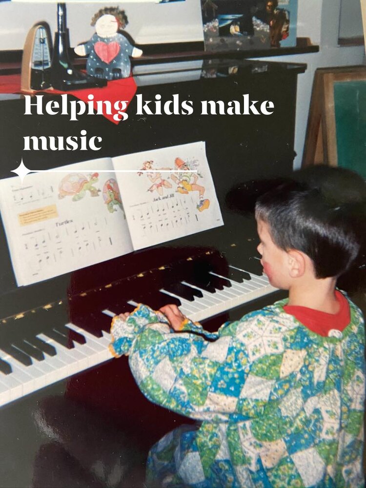 Thad-as-a-kid-playing-piano